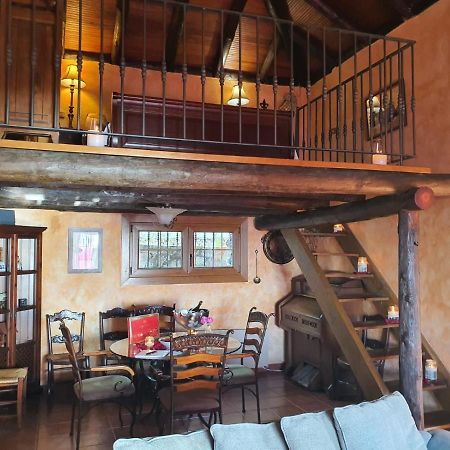 Casa Las Riquelas Саузал Екстериор снимка